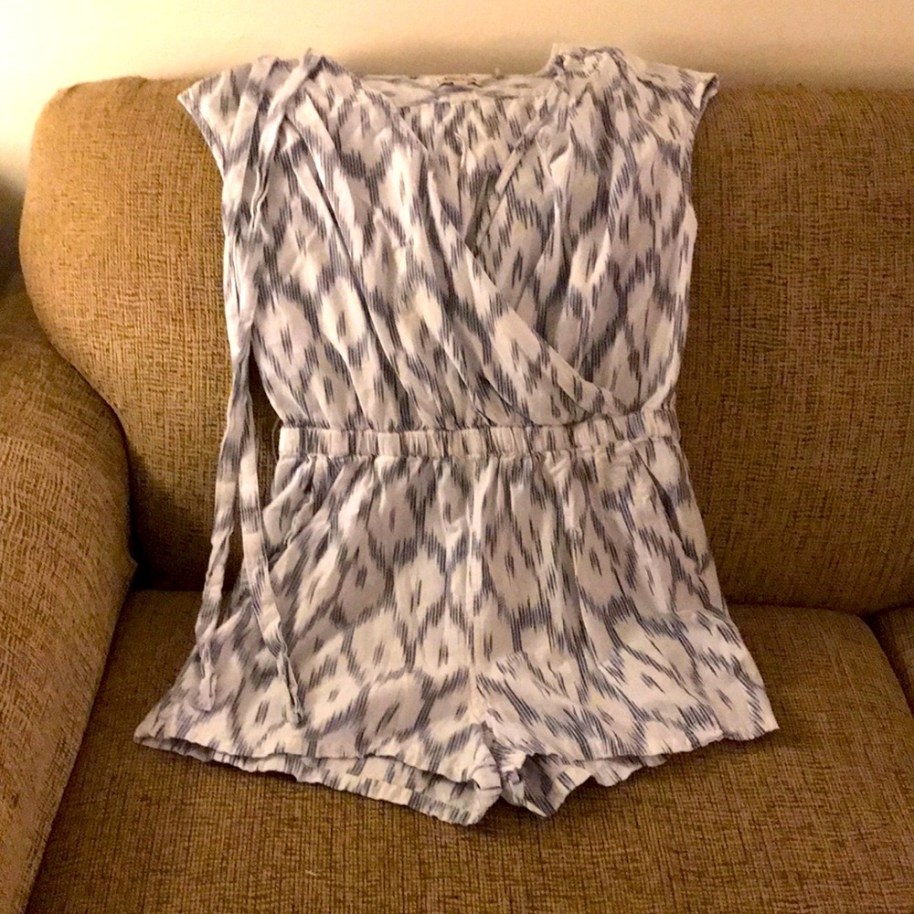 Romper with POCKETS!